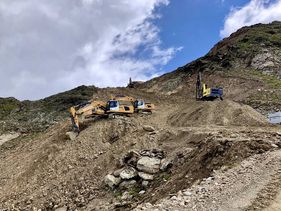 C6F8EC04-59C4-4E11-9EA8-E7EFF915E193