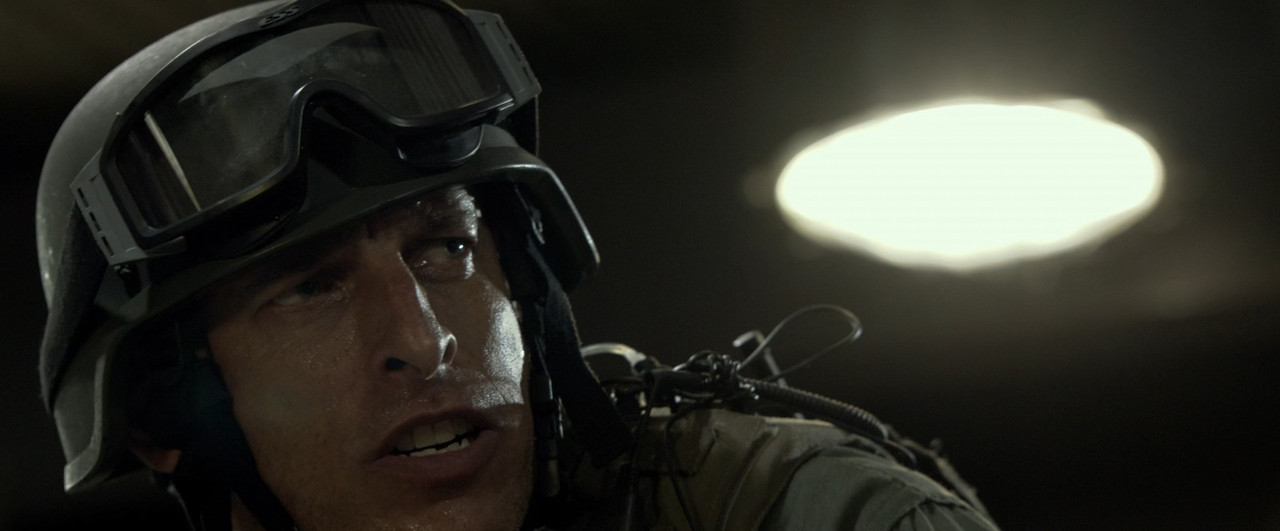 Solace 2015 (1080p x265 10bit Tigole).mkv_snapshot_01.29.38_[201