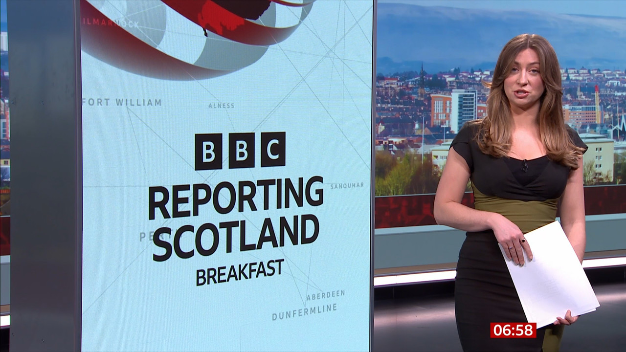 02.15 - 06.50.00 - Breakfast. The latest news, sport, business and we....ts_snapshot_09.04.143