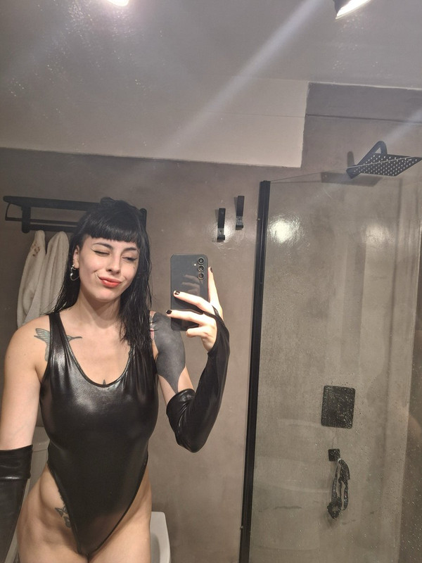 Nolwen 28 ans annonce libertine
