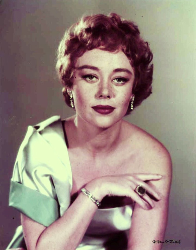 glynis_johns_a26