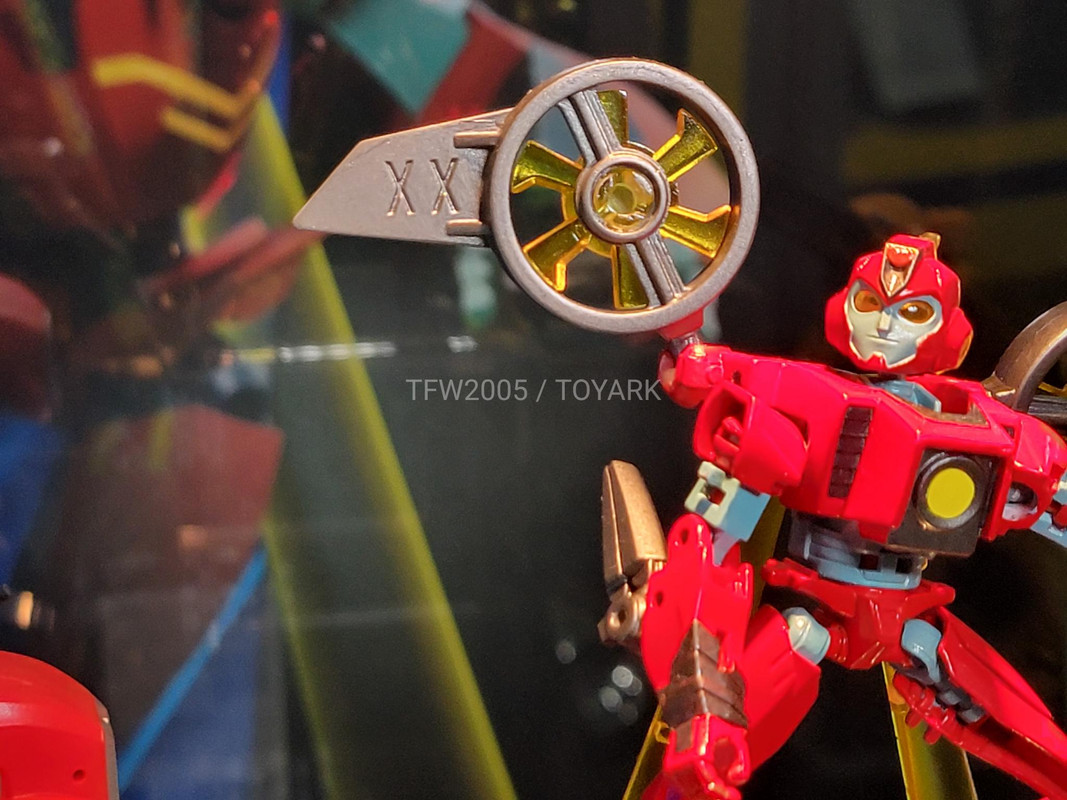 Transformers-EarthSpark-Toys-Reveal-06