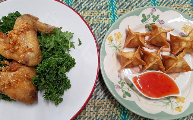 [Image: 02-Lunch.jpg]