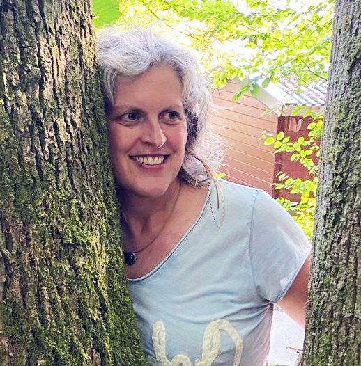 Ulrike Roth begleitet Menschen beim Loslassen