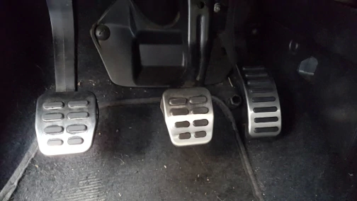 UTB8uqdrmD_IXKJkSalUq6yBzVXa2