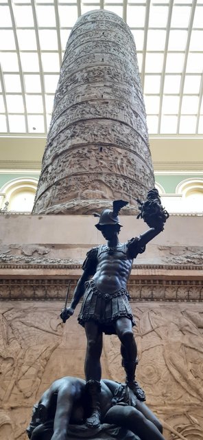 Escapada a Londres por la Exposición de Rafael (2022) - Blogs de Reino Unido - Llego a Londres y Victoria&Albert museum (19)