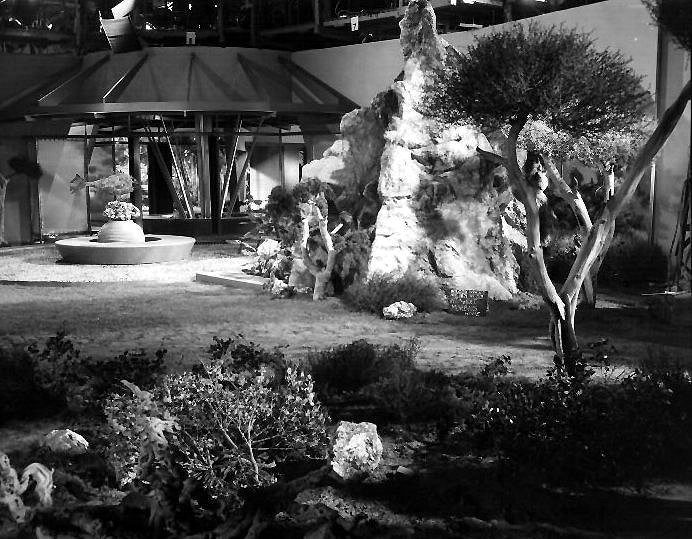 MORBIUS HOME INTERIOR (6)