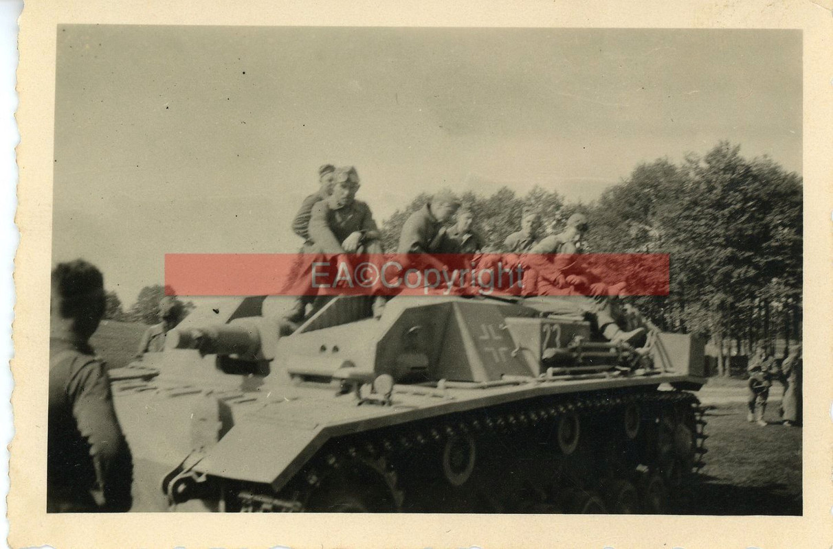 StuG Sturmgeschütz Panzer Tank Vormarsch Juni 19