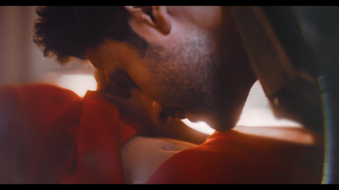 vlcsnap-2025-04-16-23h21m06s705