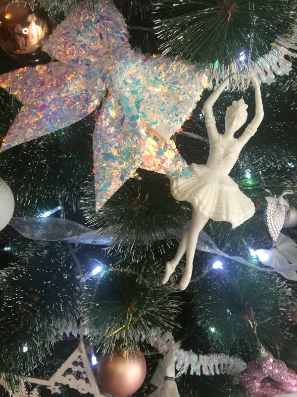 CC6E2FCC-63C5-47E2-943E-3DBD1291C9EF