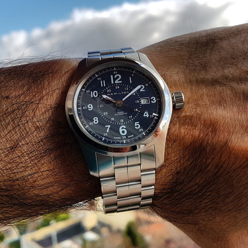 Hamilton Khaki Field Auto 42 mm 100M Blue Dial Bracelet #H70605143 (1)