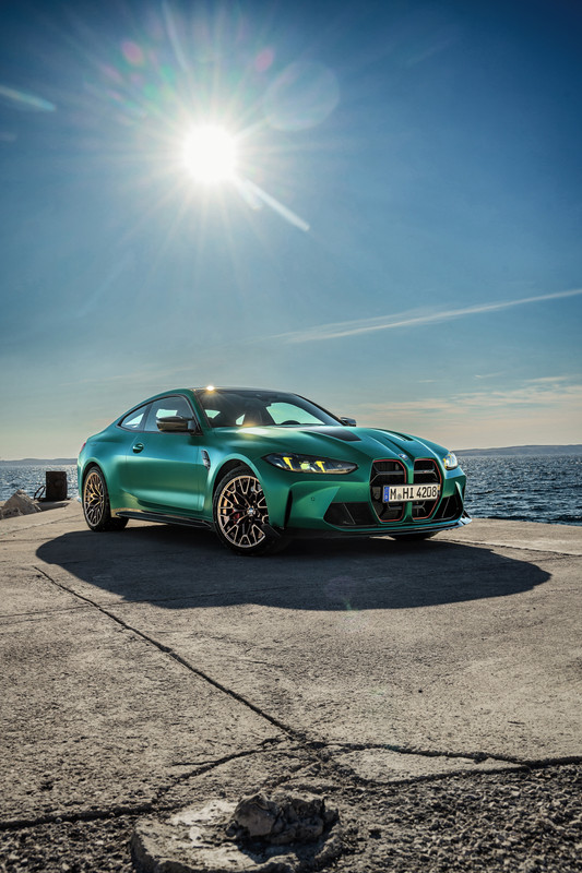 P90548629_highRes_the-all-new-bmw-m4-c