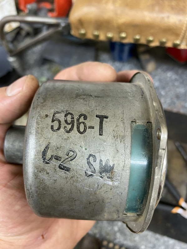 023DE805-63FF-4F37-B805-2BD0F5231235