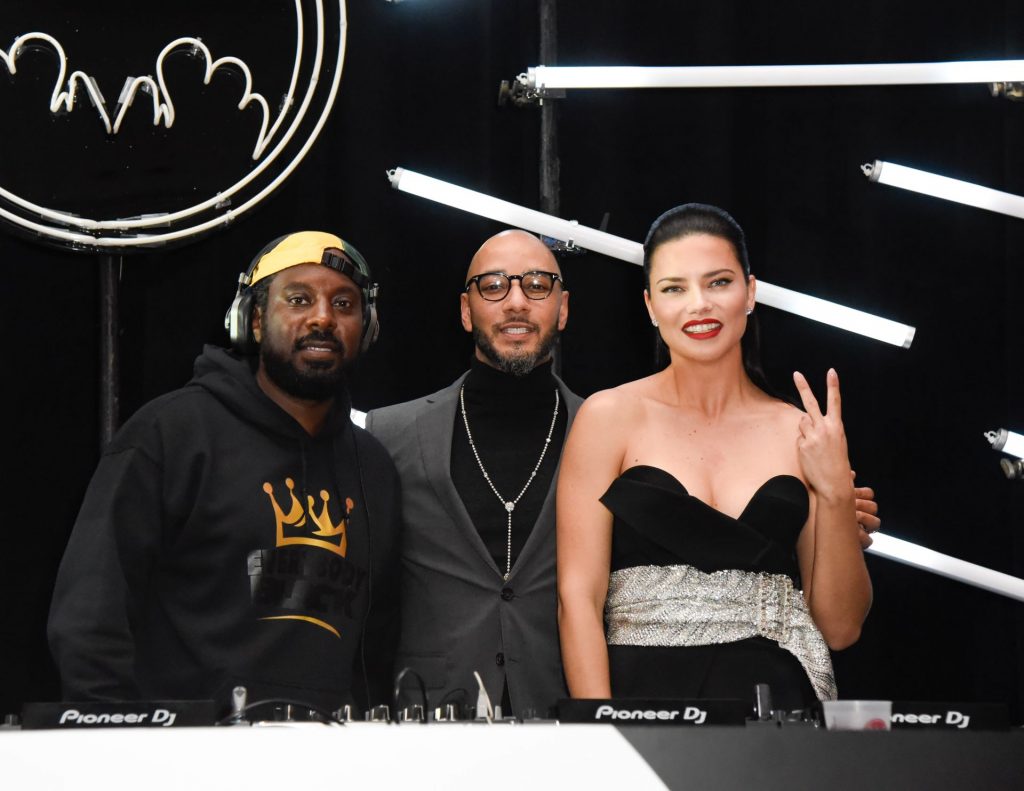 Adriana-Lima-Legs-Cool-com-1-1024x1534-28