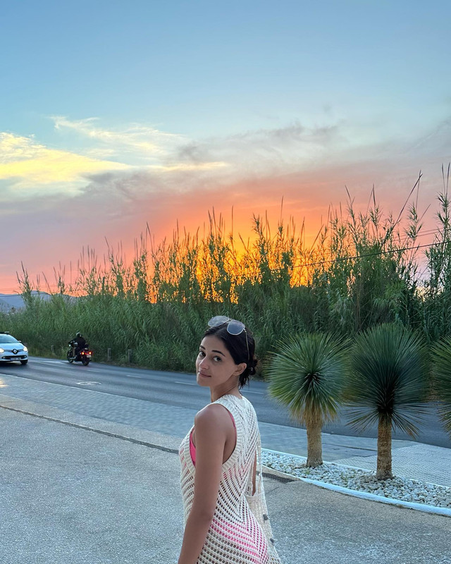 vacation-photos-of-ananya-panday