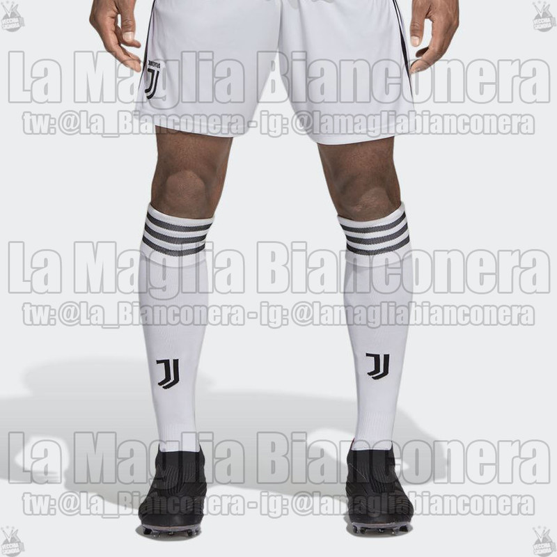 Pantaloncini e calzettoni Home Juve Adidas 2018-19 (dettaglio) -