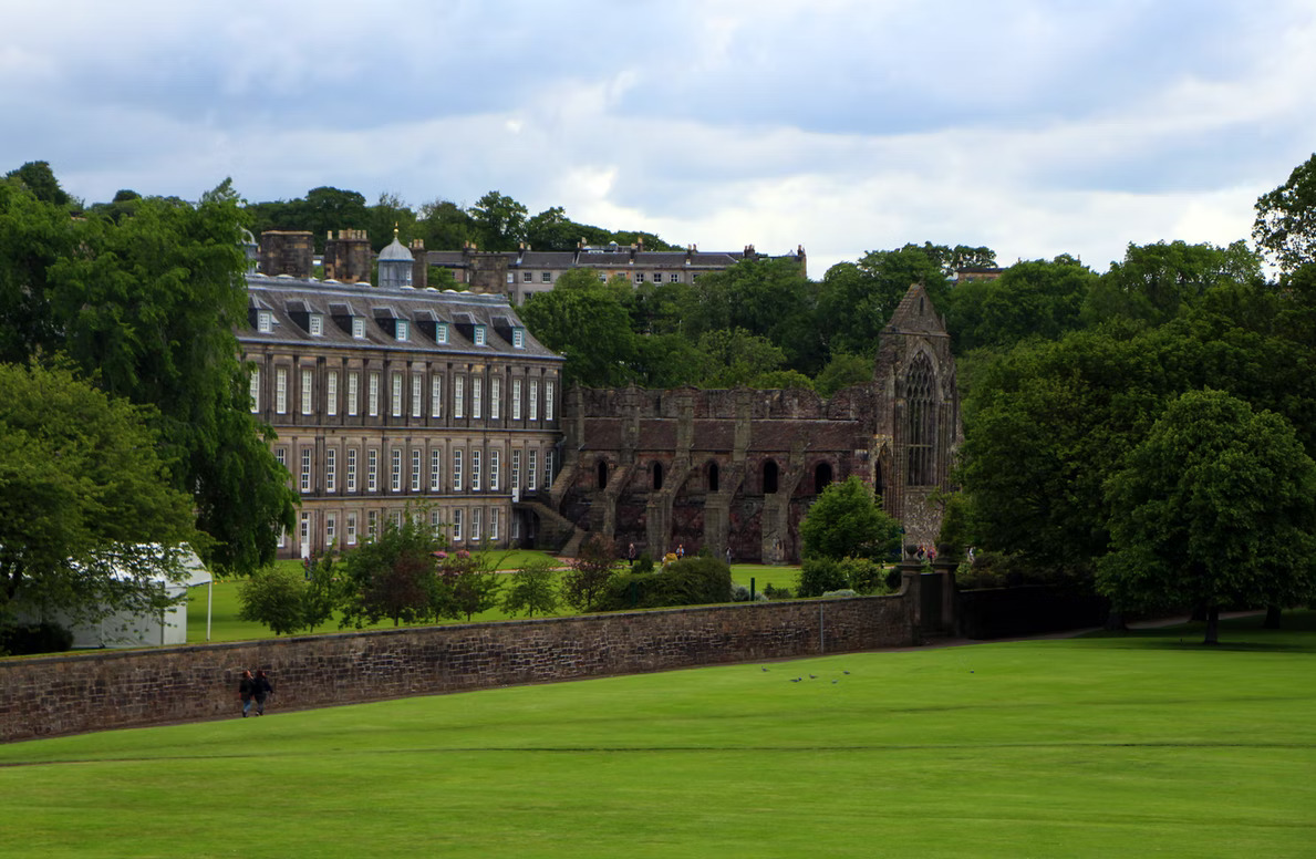 holyrood-palace