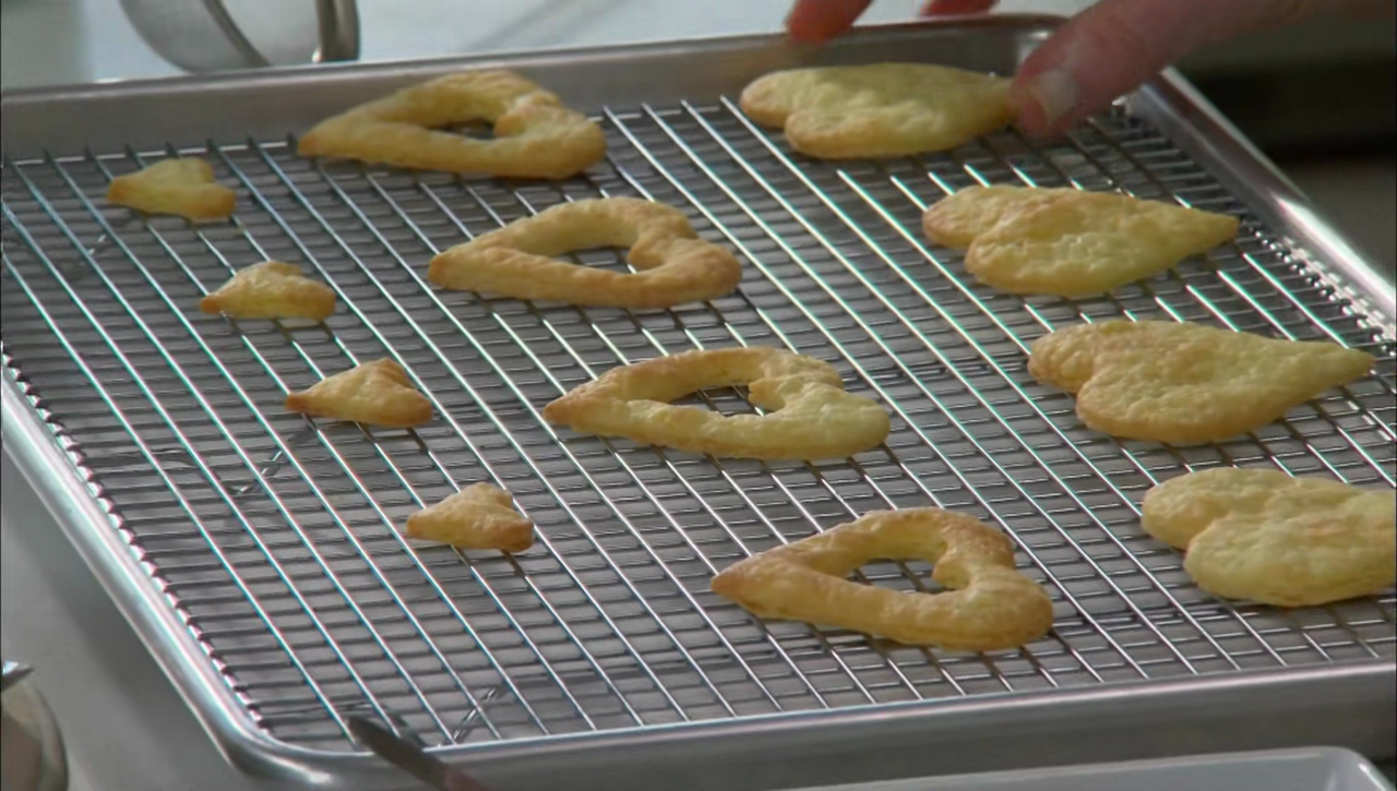 Martha.Bakes.Season.1.Incomplete.S01.1080p.HDTV.x265.HEVC-MONOLI