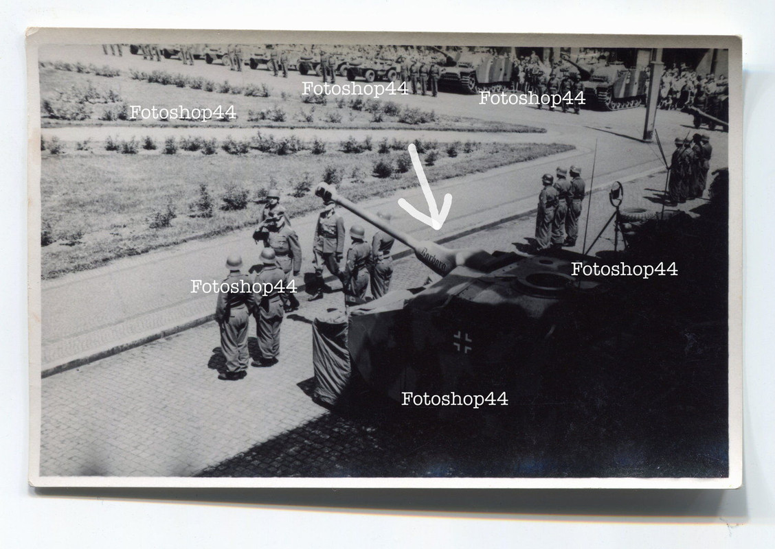 Sturmgeschütz Saukopfblende Schwimmwagen Ordens 