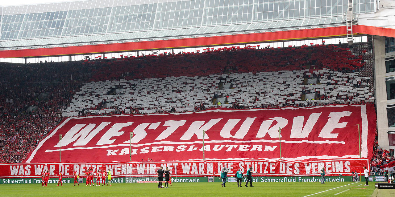 1-fc-kaiserslautern-1-fc-nuernberg-2-bundesliga-2022-2023-6