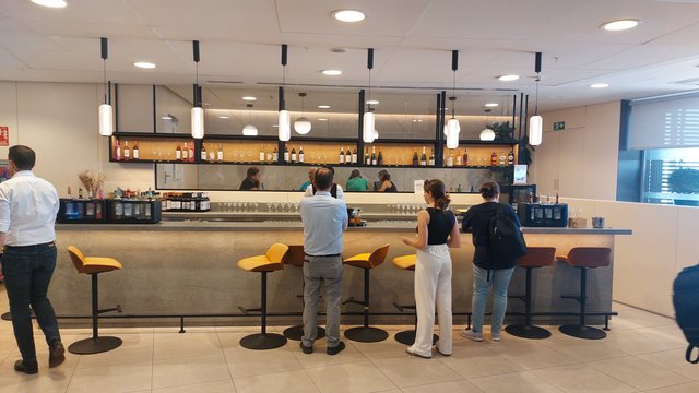 Hotel Iberostar Selection Ensenachos - Blogs de Cuba - DIA 1 - JEREZ-MADRID EN COCHE, SALA VIP, VUELO DE IDA Y LLEGADA AL HOTEL IBEROST (16)