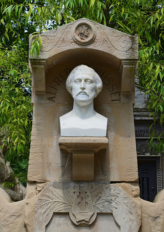 Paris-Tombe-Musset-buste-2013