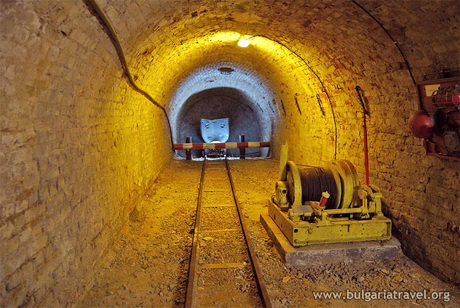 [Obrazek: 349-001-Muzej-po-minno-delo.jpg]