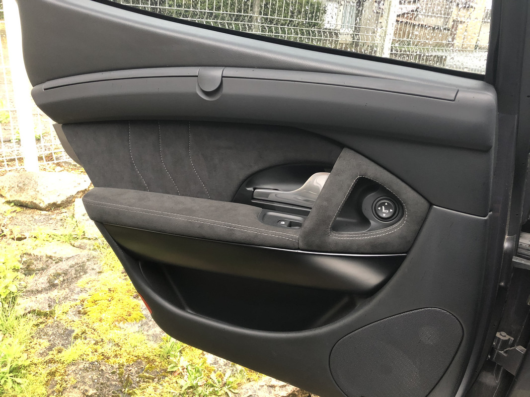 F229B775-58F5-401D-9DD8-0C8E96A9D911