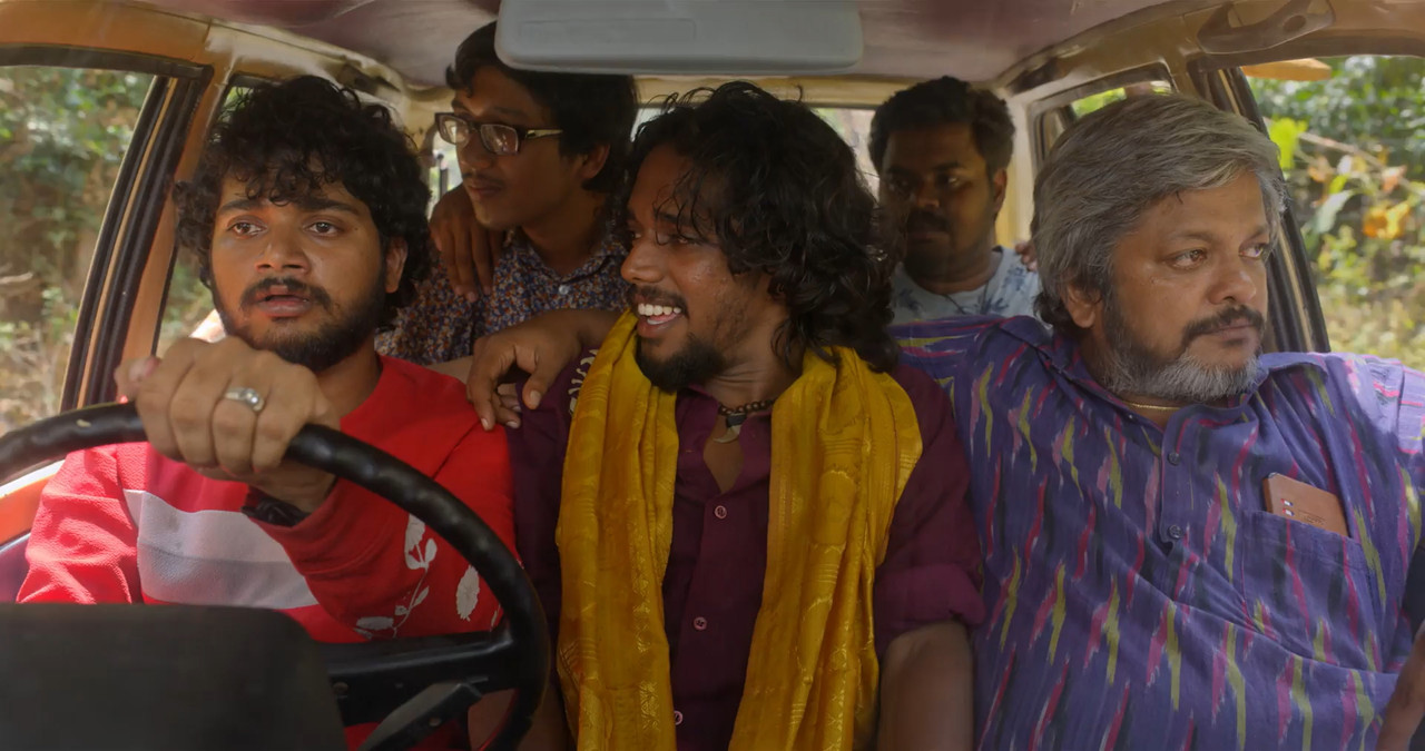 Pennum Porattum 2026 WebRip [Hindi + Tamil + Telugu + Malayalam + Kannada] 480p 720p 1080p ESub Screenshot