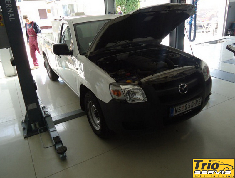 mazda bt-50 (4)