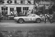 24 HEURES DU MANS YEAR BY YEAR PART ONE 1923-1969 - Page 52 61lm14-Ferrari-250-GT-Pierre-Noblet-Jean-Guichet-17