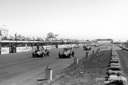 13 de Mayo. F1-british-gp-1950-juan-manuel-fangio-alfa-romeo-and-luigi-fagioli-lead