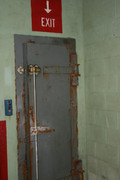 Escape-ladder-leading-up-to-topside