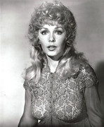 Stella-Stevens-c27