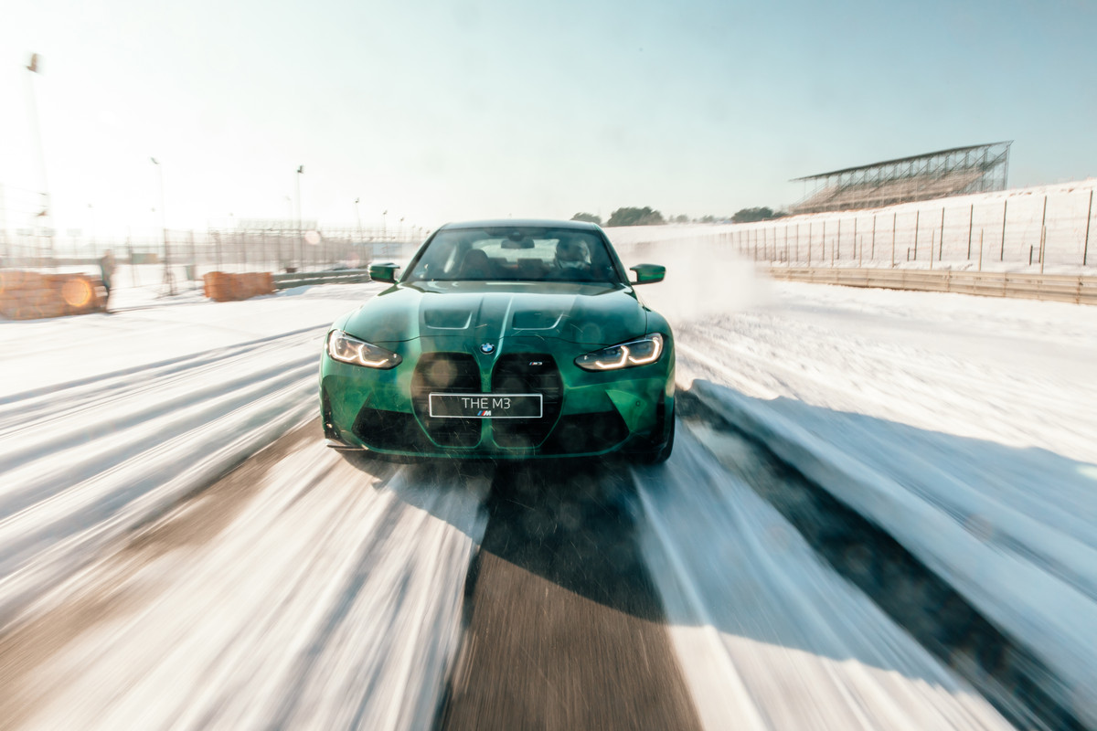 P90413165_highRes_the-all-new-bmw-m3-j