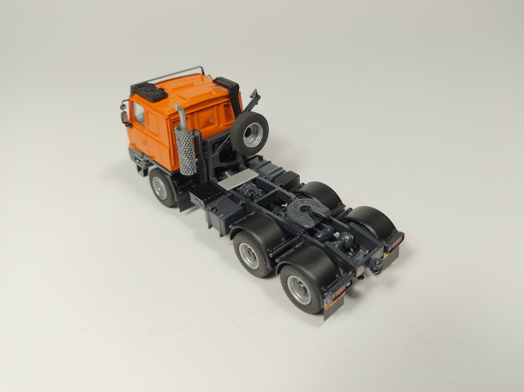 T815 230N35 6x6 NT MM 10230 (29)