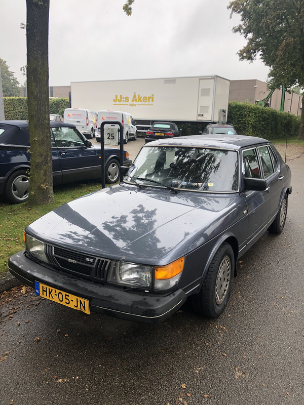 1F04B64E-6A13-4B88-B419-AC06617EB21B