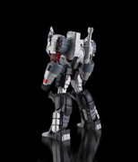 Fiurai-Model-IDW-Megatron-Decepticon-Ver-03