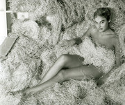 ursula-andress-c74