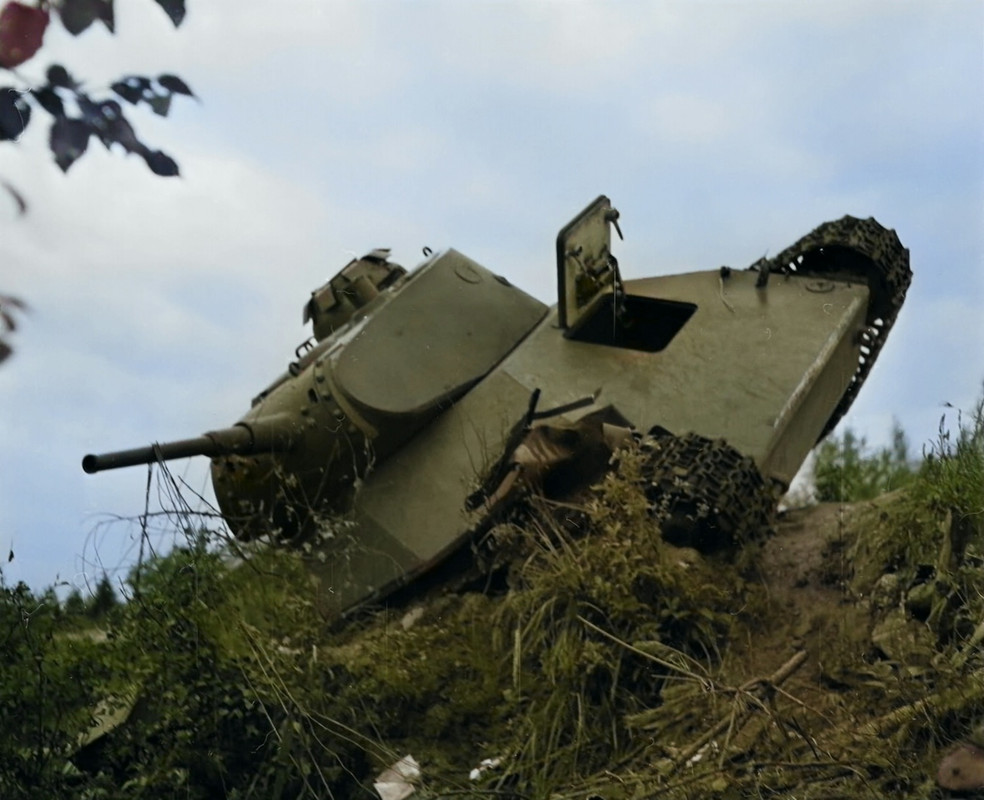 T-50 (URSS) - 11/2012 Char-l-ger-sovi-tique-T-50-abandonn-l-un-des-69-qui-ont-t-construits