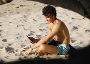 Shawn-Mendes-superficial-guys-32