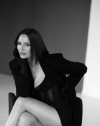 https://i.postimg.cc/Lhx9j7sM/molokhovskaya-1730108784-3488727806467787806-11467516.jpg