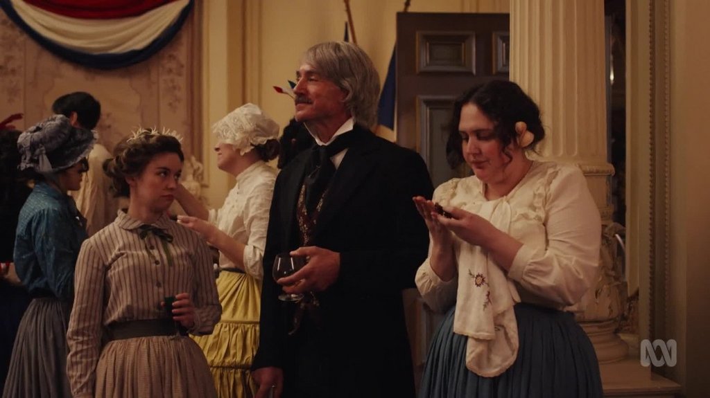 [Image: hpqxb8x5r31w.jpg]