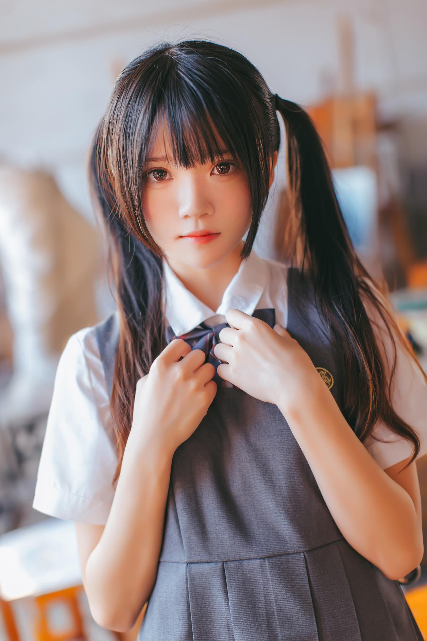 桜桃喵 NO.072 画室少女 16