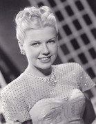 Day-Doris-mc35