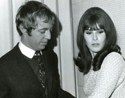 stefanie-powers-b29