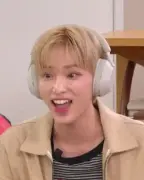 2a4c7fba72b087cf83717d82421fc679_copy_461x576