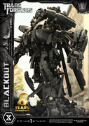 Prime-1-Studio-Transformers-2007-Blackout-Statue-40