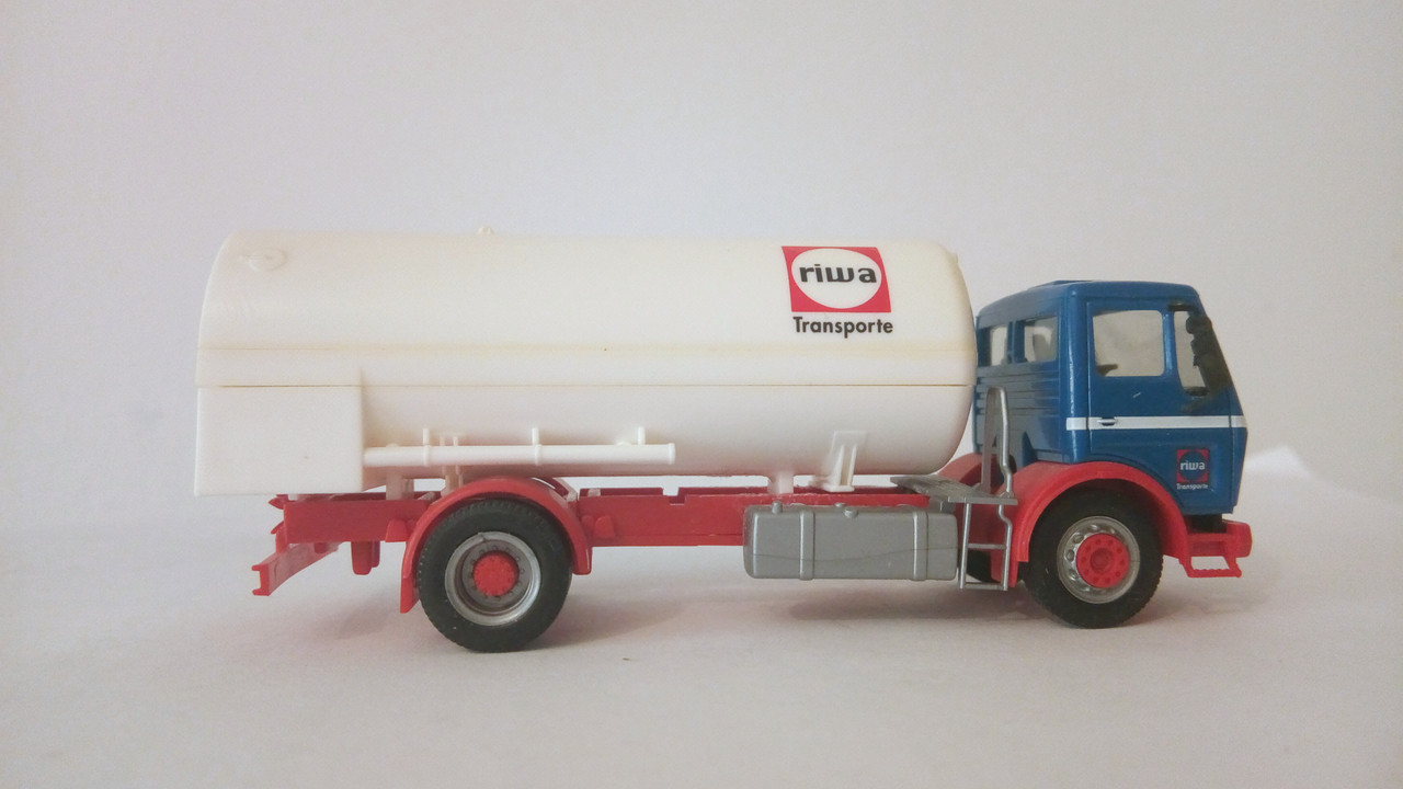 Mach (8955)
