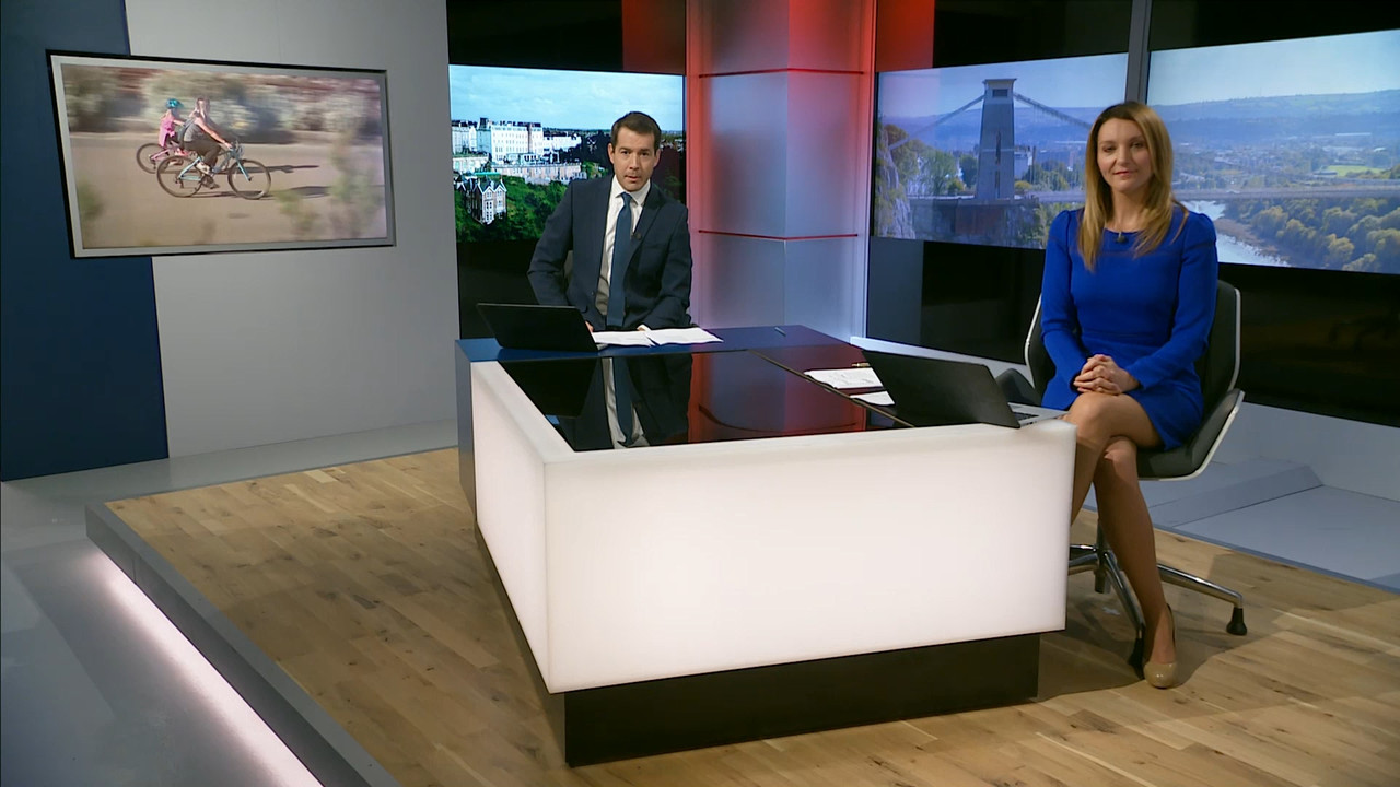 08.04 - 18.00.00 - ITV News London. The latest news in London and the....ts_snapshot_10.52.533